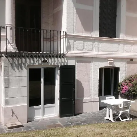 La Maison Rose Et Son Jardin شقة *