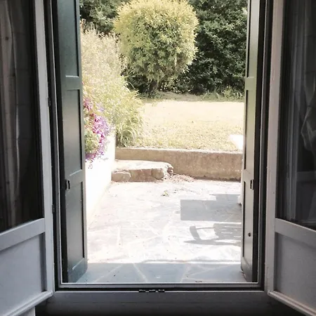 La Maison Rose Et Son Jardin Apartment